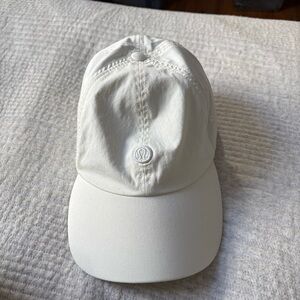 Lululemon hat